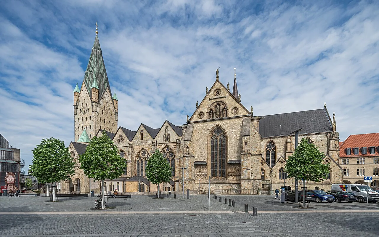 Stadtbild von Paderborn – Wahrzeichen und Architektur